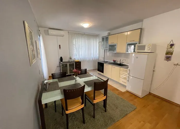 Διαμέρισμα Old Town Seafront *